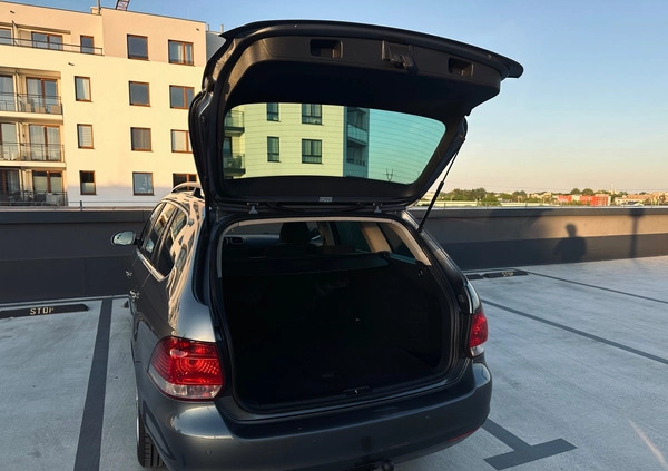 Volkswagen Golf cena 22990 przebieg: 239209, rok produkcji 2010 z Warszawa małe 191
